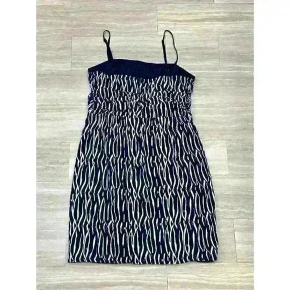 Versatile Blue & White Ruched Dress from Ann Taylor Loft - Size 14 - Picture 5 of 8